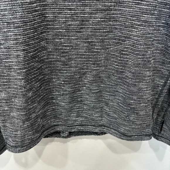 Lululemon Healthy Heart Pullover Sweater Women’s Size 6 - Picture 5 of 12